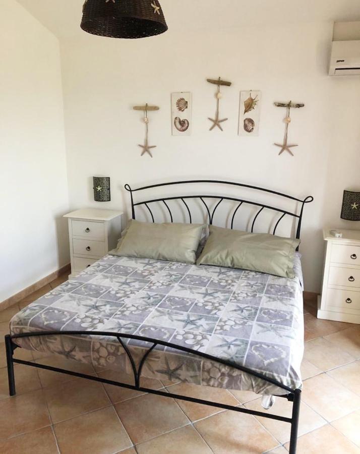 B&B Il Mirto Bianco San Giovanni Suergiu Luaran gambar