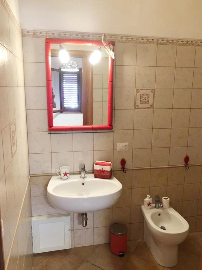 B&B Il Mirto Bianco San Giovanni Suergiu Luaran gambar