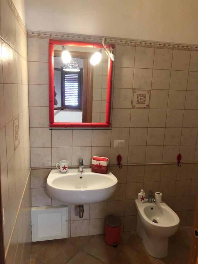 B&B Il Mirto Bianco San Giovanni Suergiu Luaran gambar